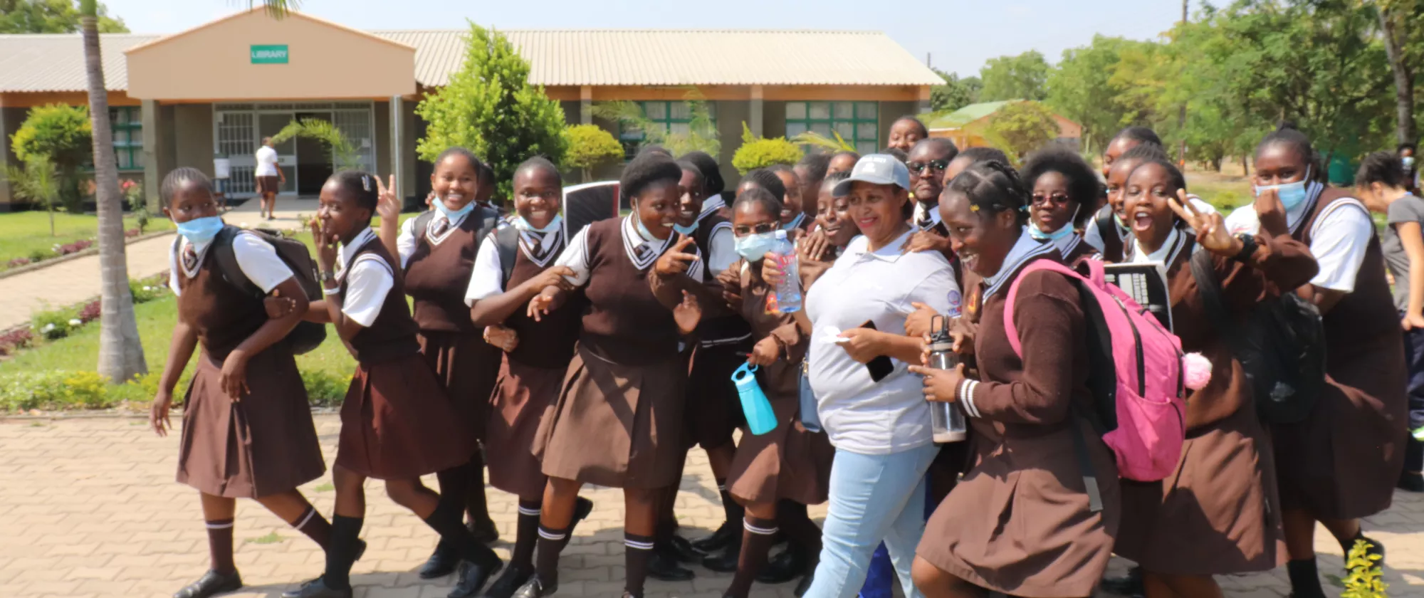 photo of school children in Zambia